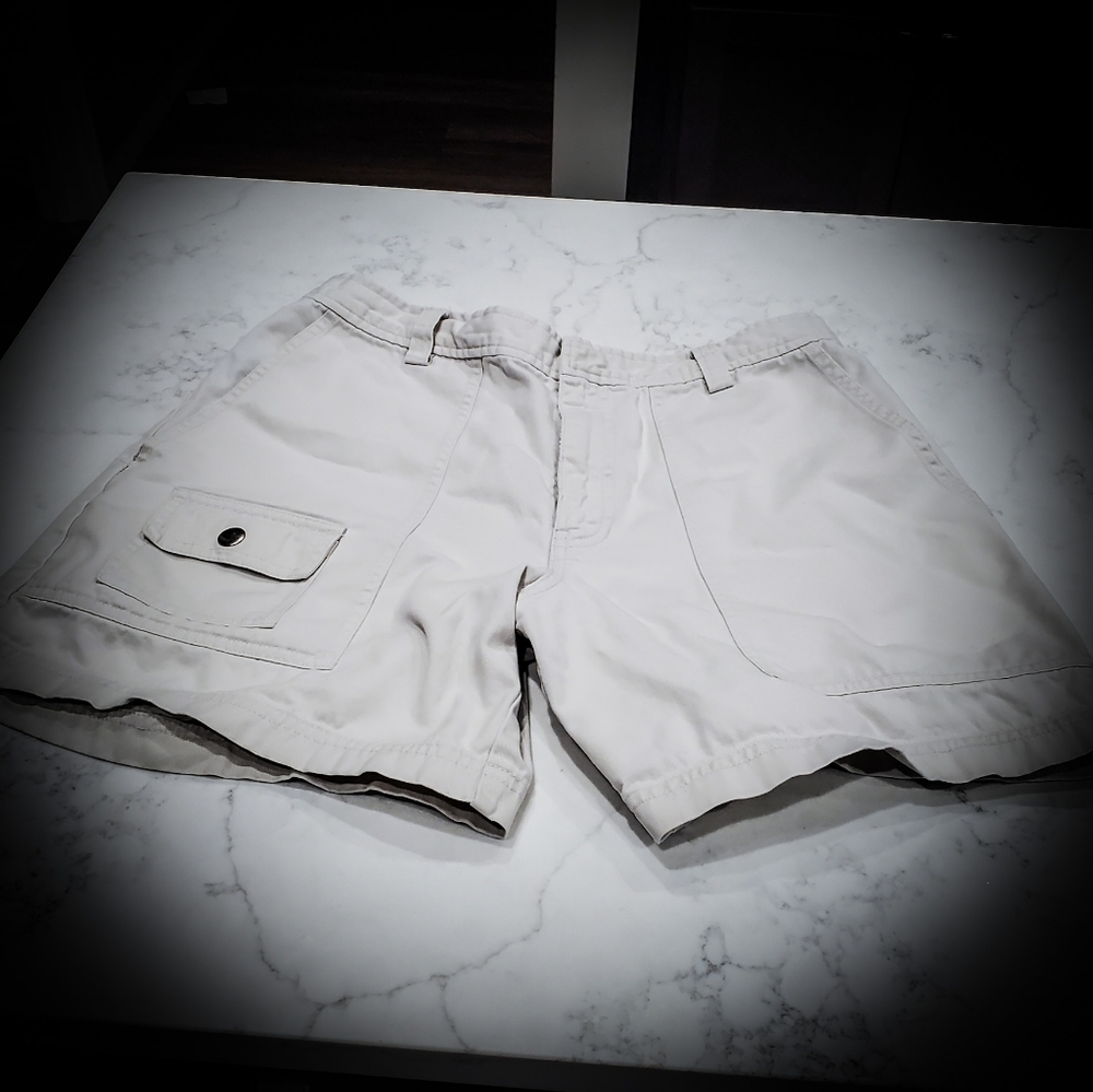 J Crew khaki shorts size 8